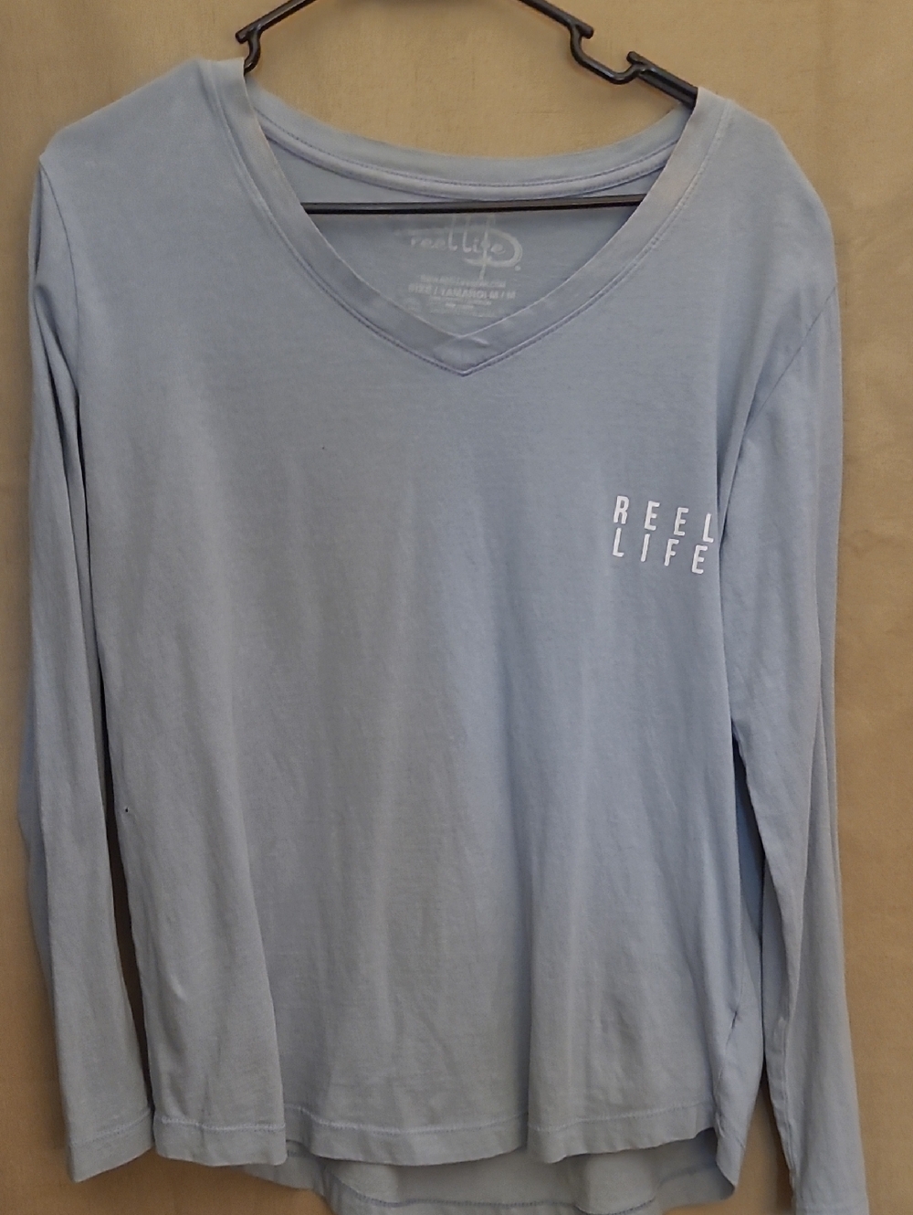 Men’s Long-Sleeve V-Neck Shirt in Light Blue